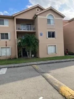 15770 SW 104th Ter, #304