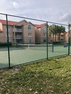 15770 SW 104th Ter, #304