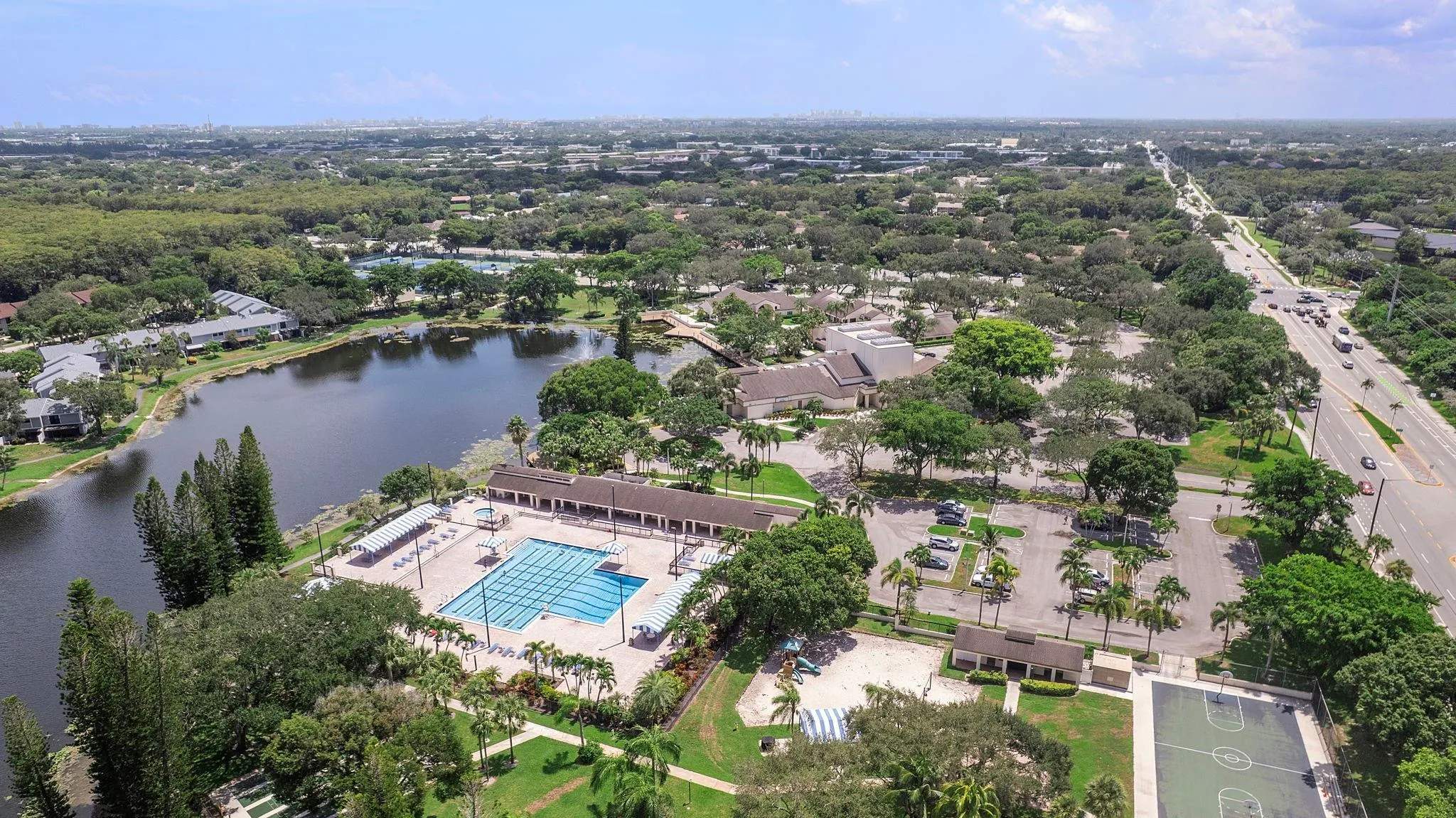 3051 NW 48th Ave, #808