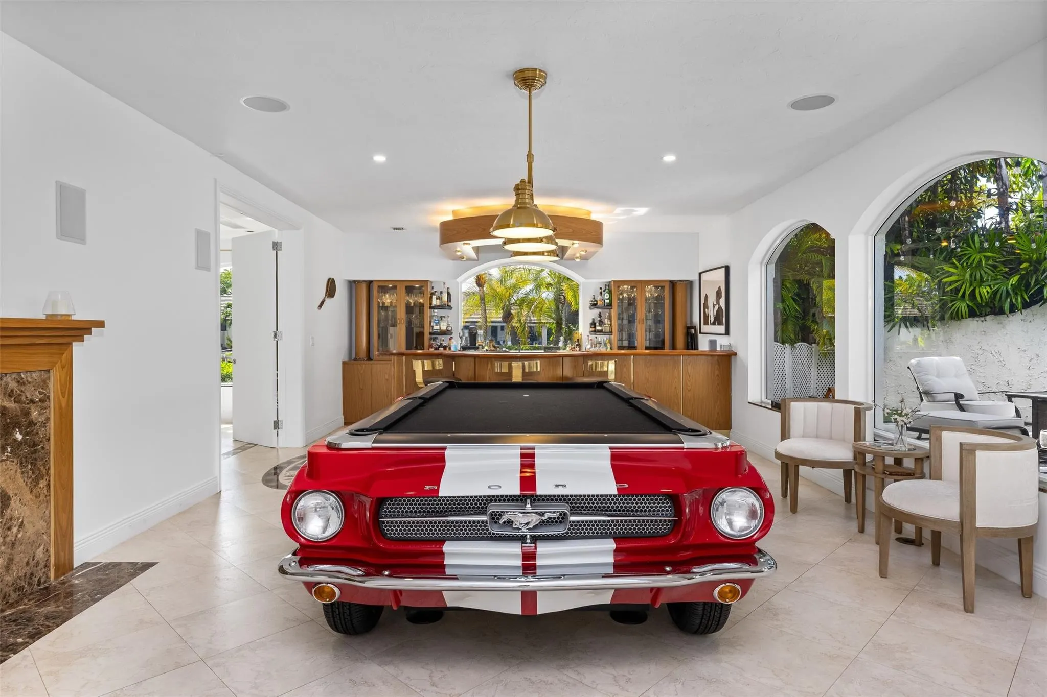 11 Bay Colony Lane
