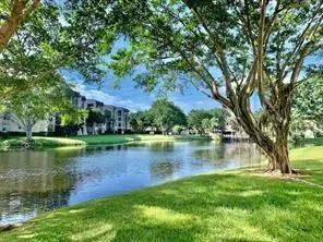 9230 Lagoon Pl, #103