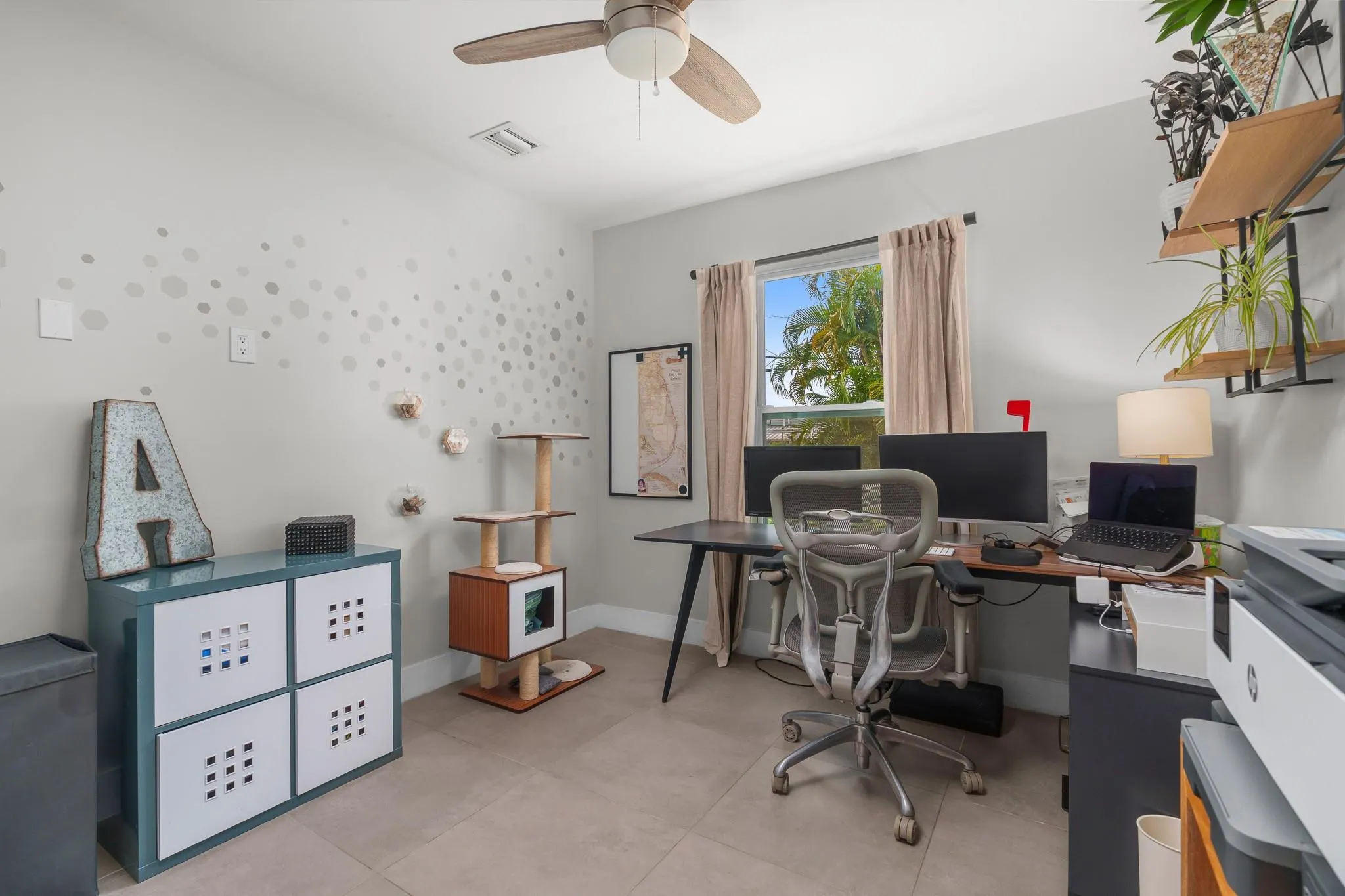 121 NW 45th St