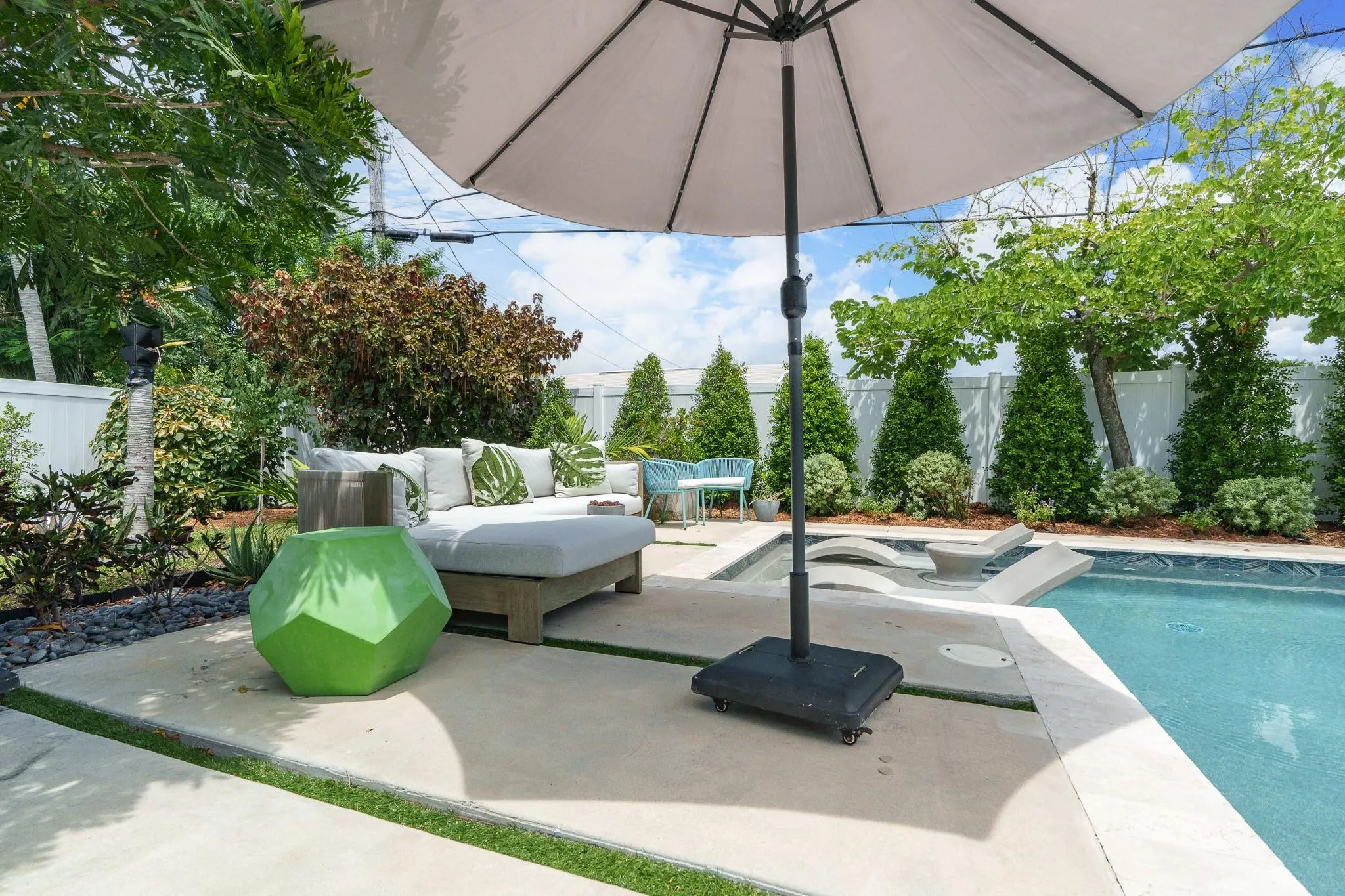 121 NW 45th St