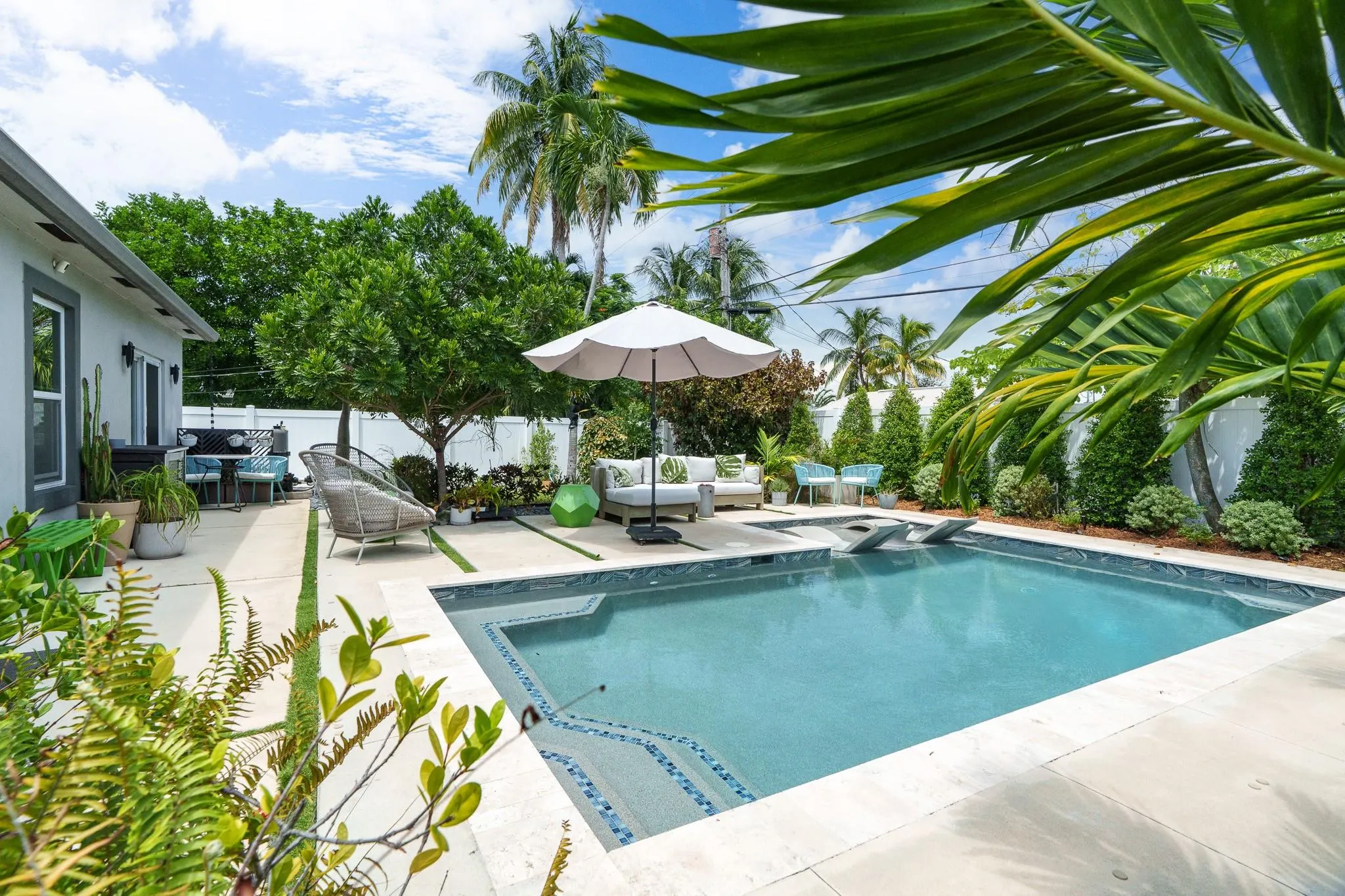 121 NW 45th St