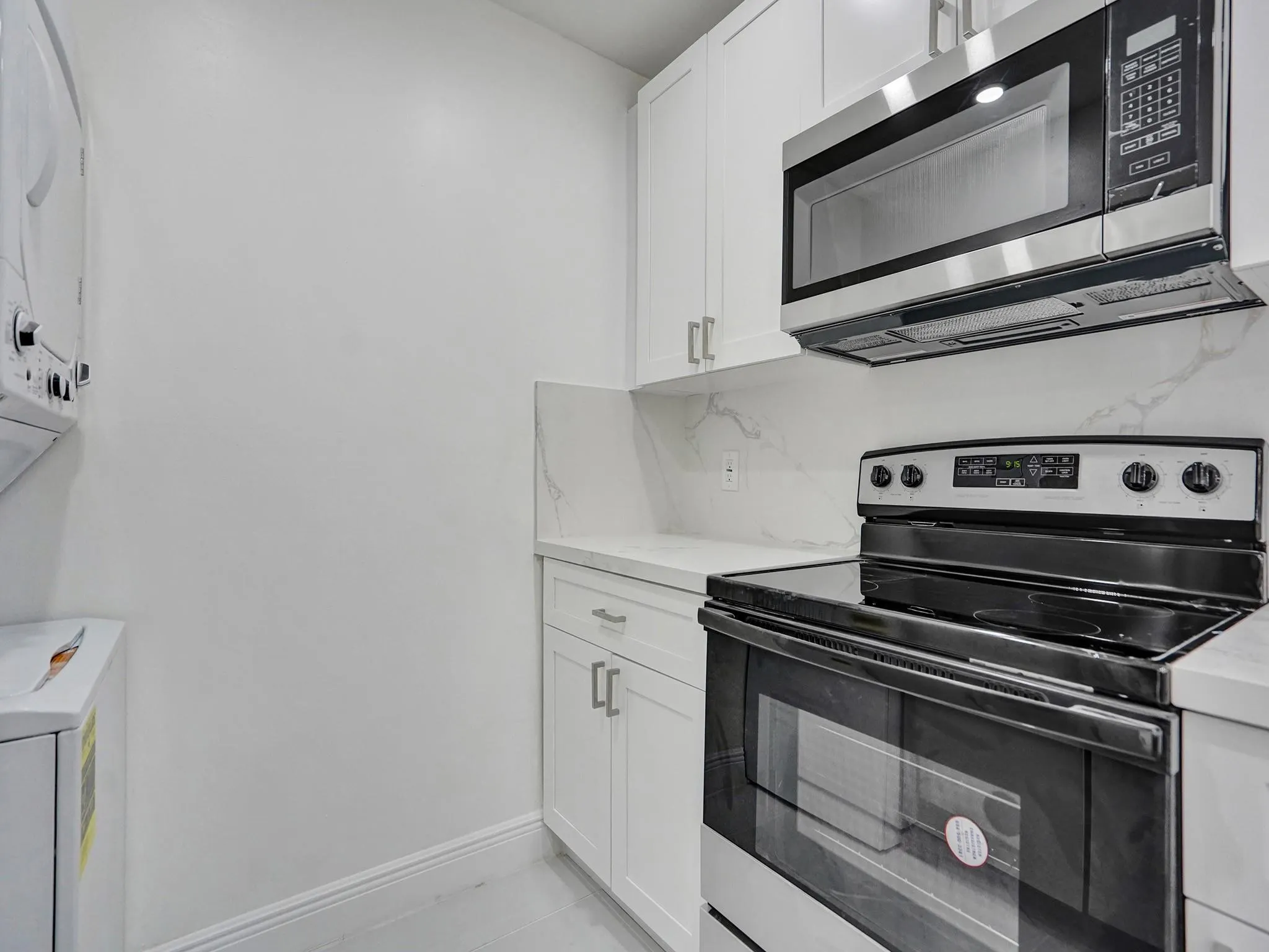 10051 Winding Lake Rd, #201