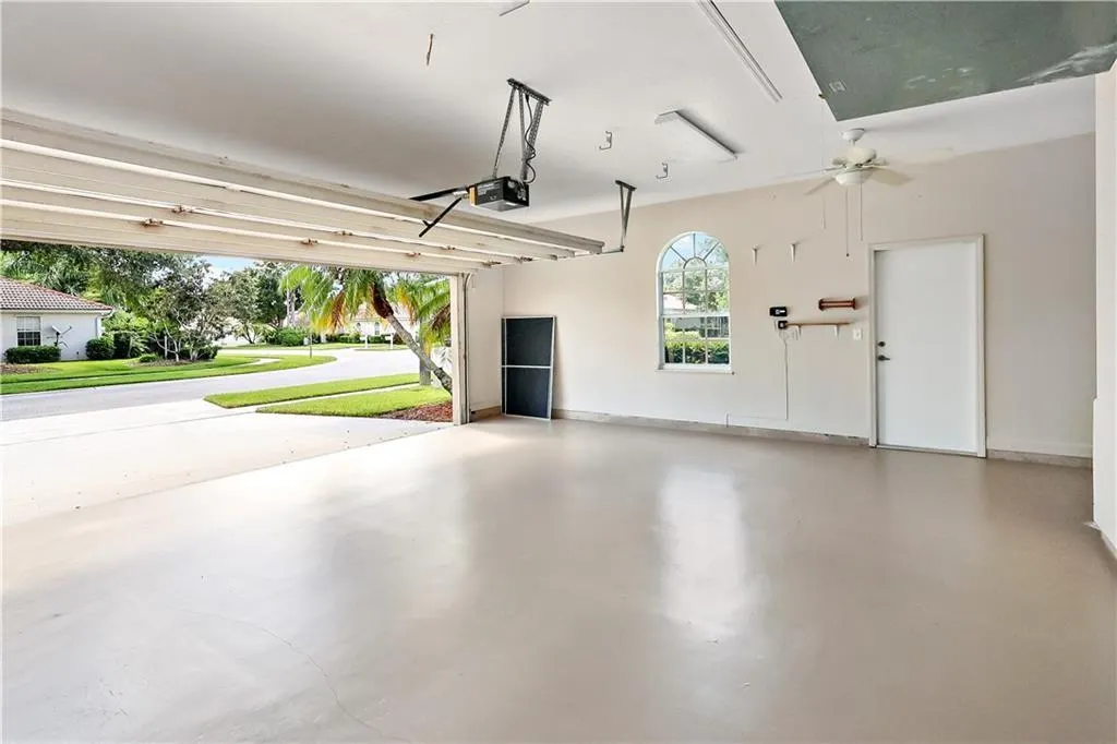 2245 46th Ave