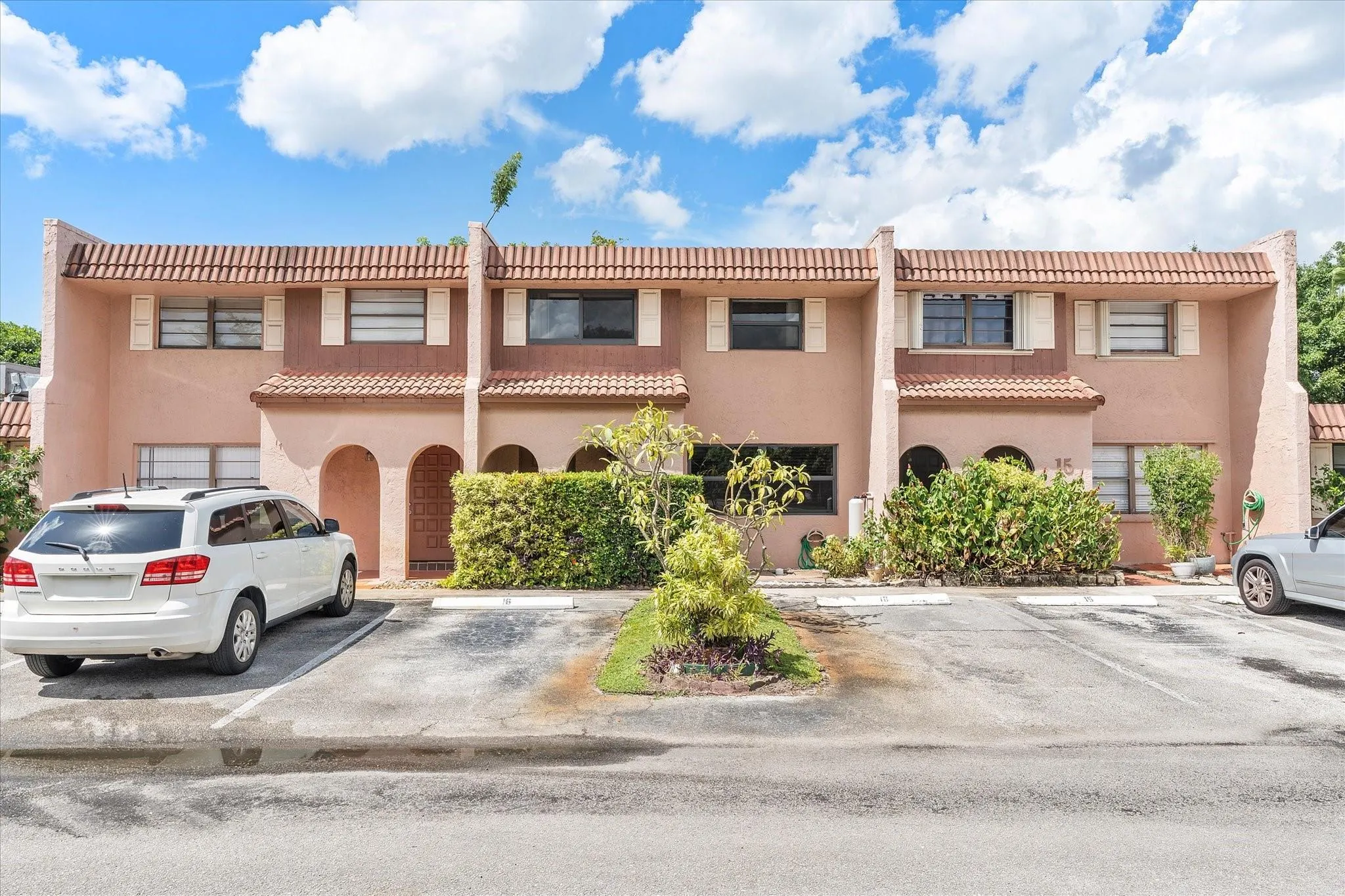 16 Toledo Ct, #3-38