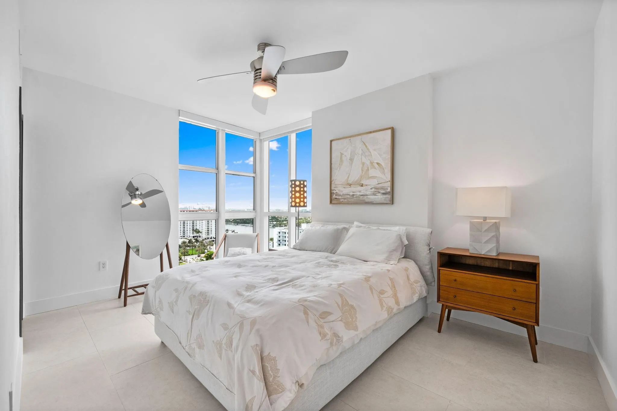 101 S Fort Lauderdale Beach Blvd, #1806