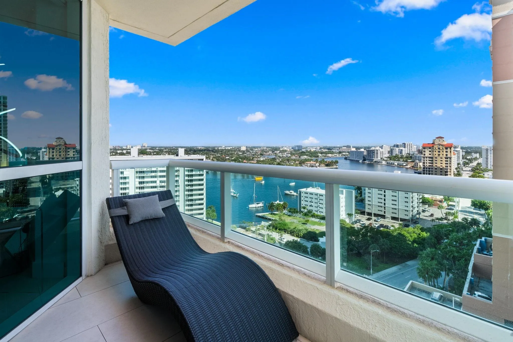 101 S Fort Lauderdale Beach Blvd, #1806