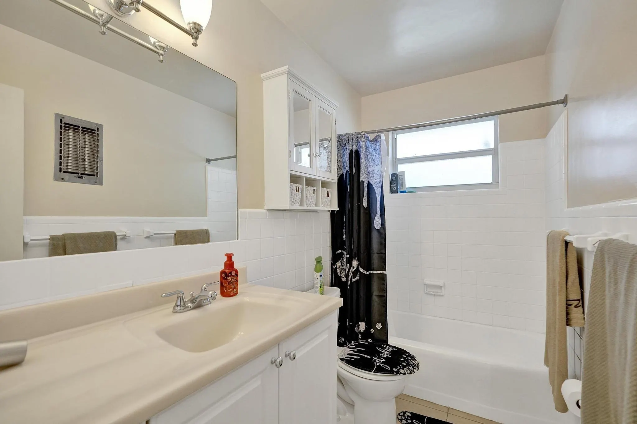 2011 NE 56th St