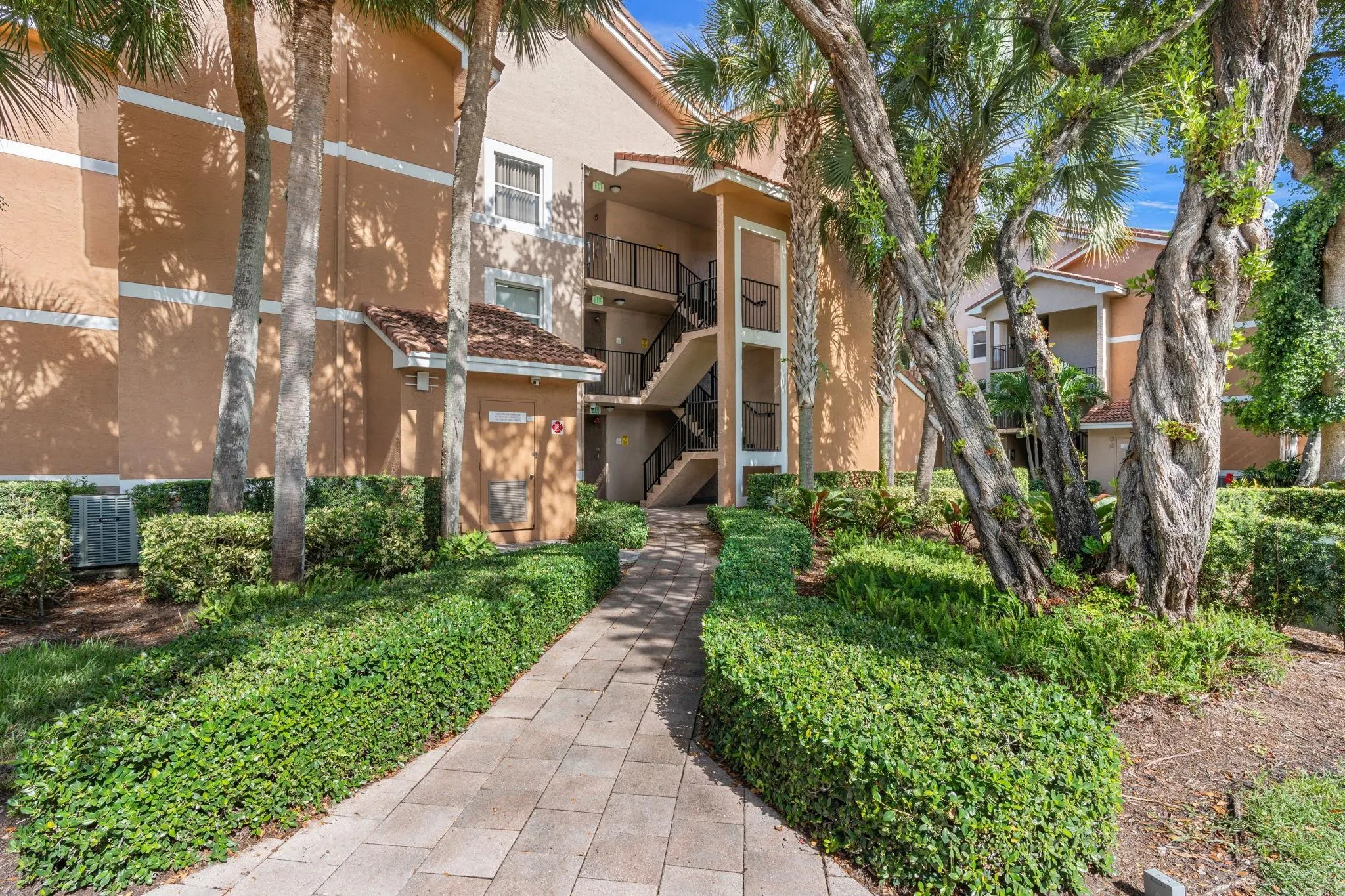 8851 Wiles Rd, #108
