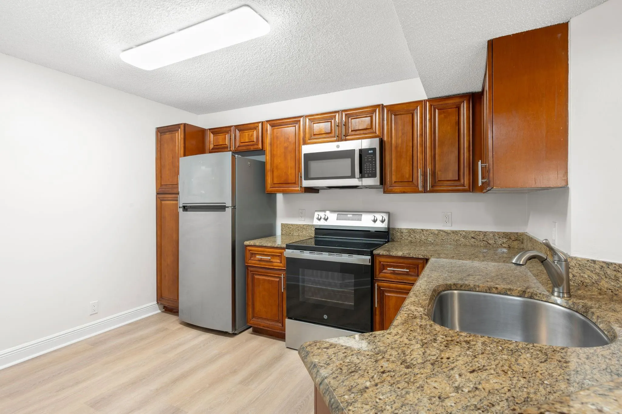 8851 Wiles Rd, #108