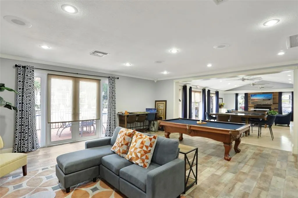 8851 Wiles Rd, #108