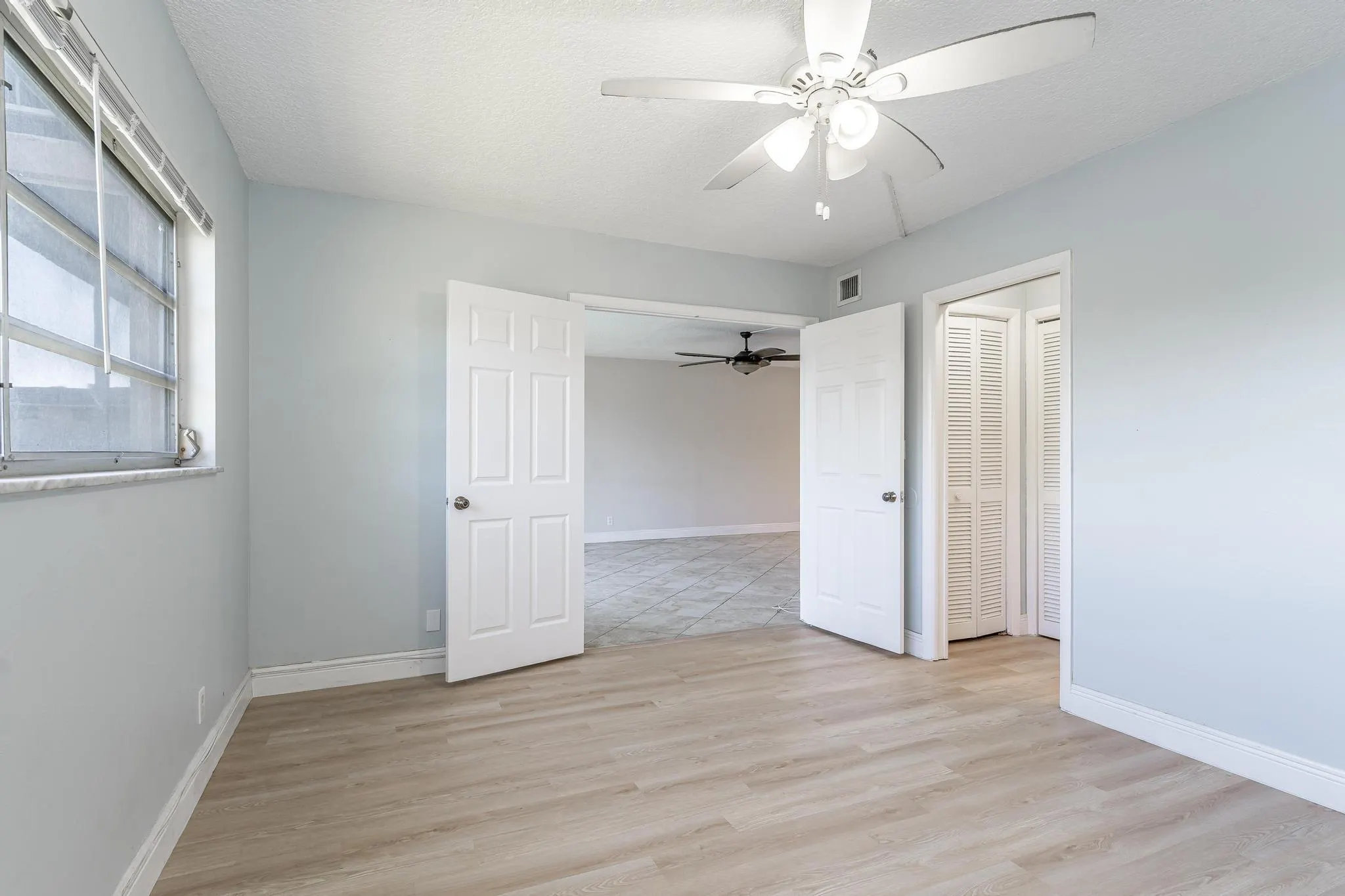 2850 Forest Hills Blvd, #203