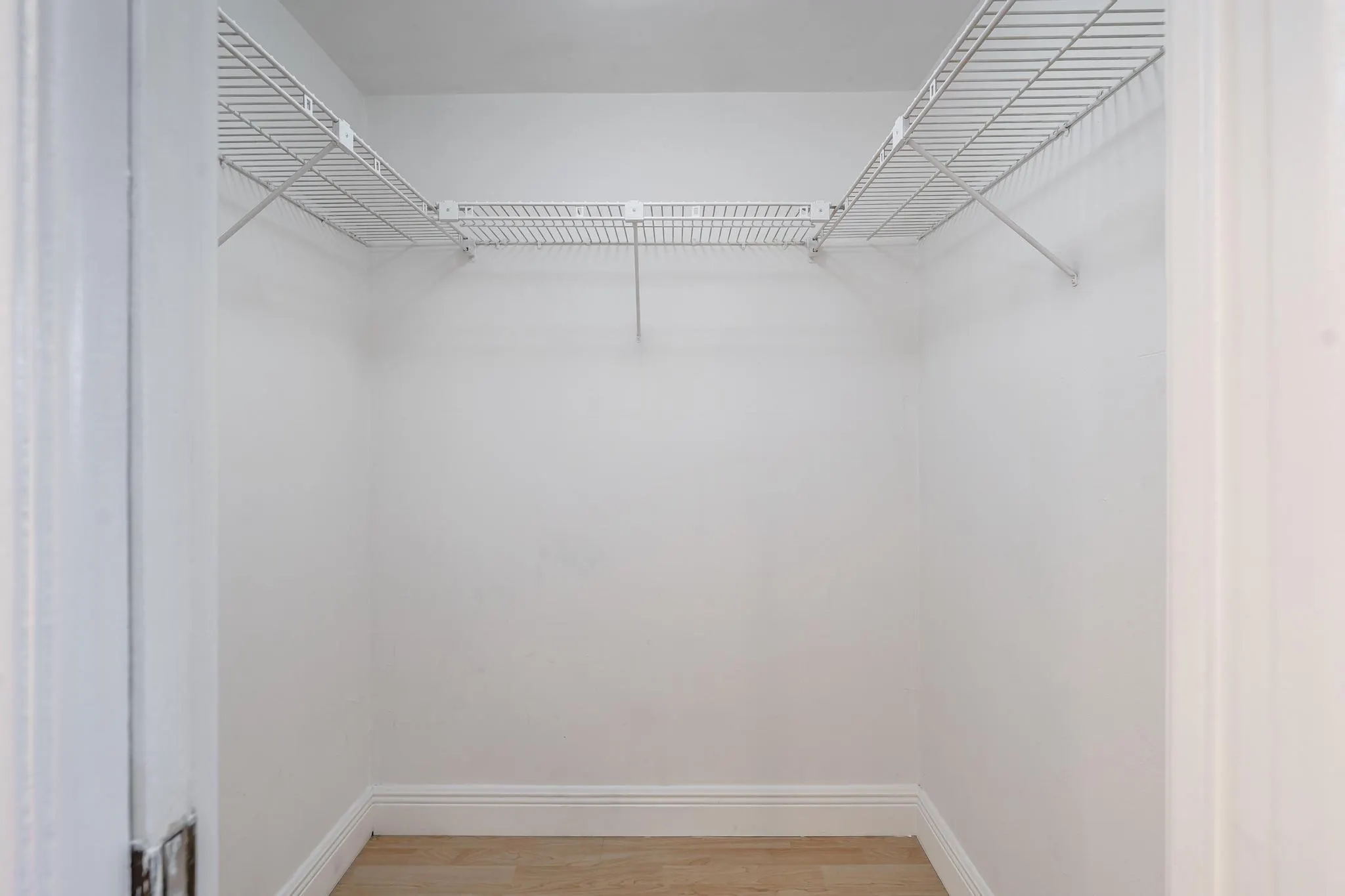 2850 Forest Hills Blvd, #203