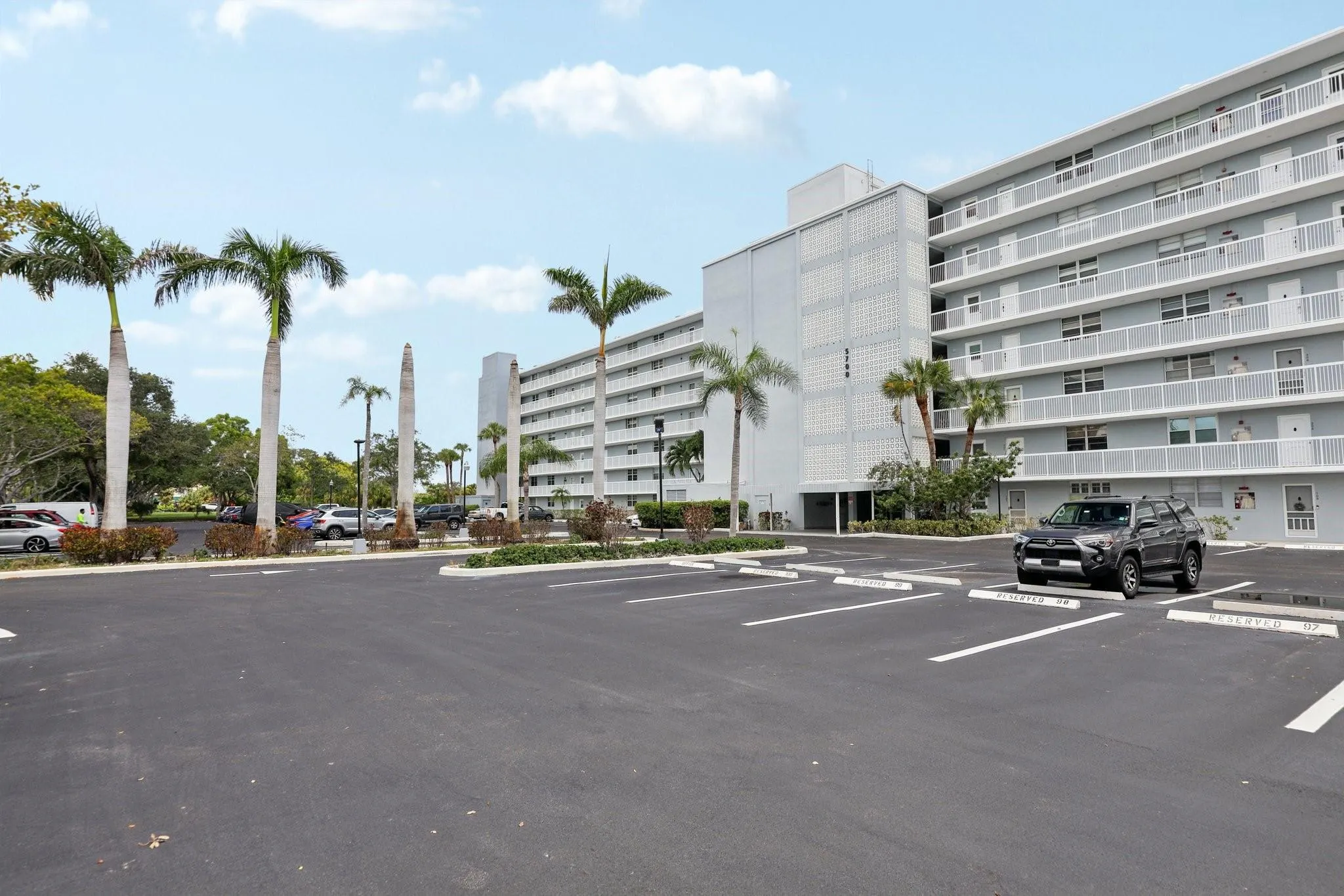 5700 NW 2nd Ave, #704