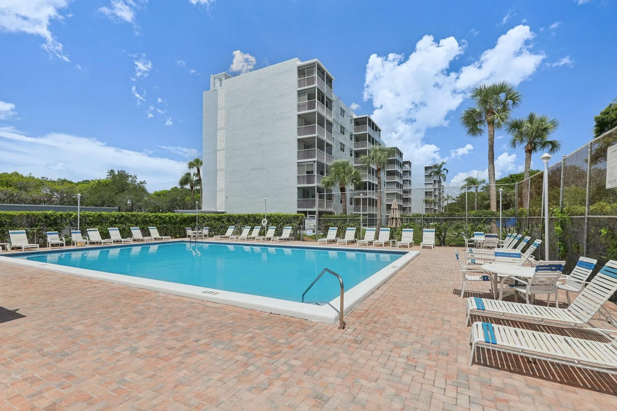 5700 NW 2nd Ave, #704