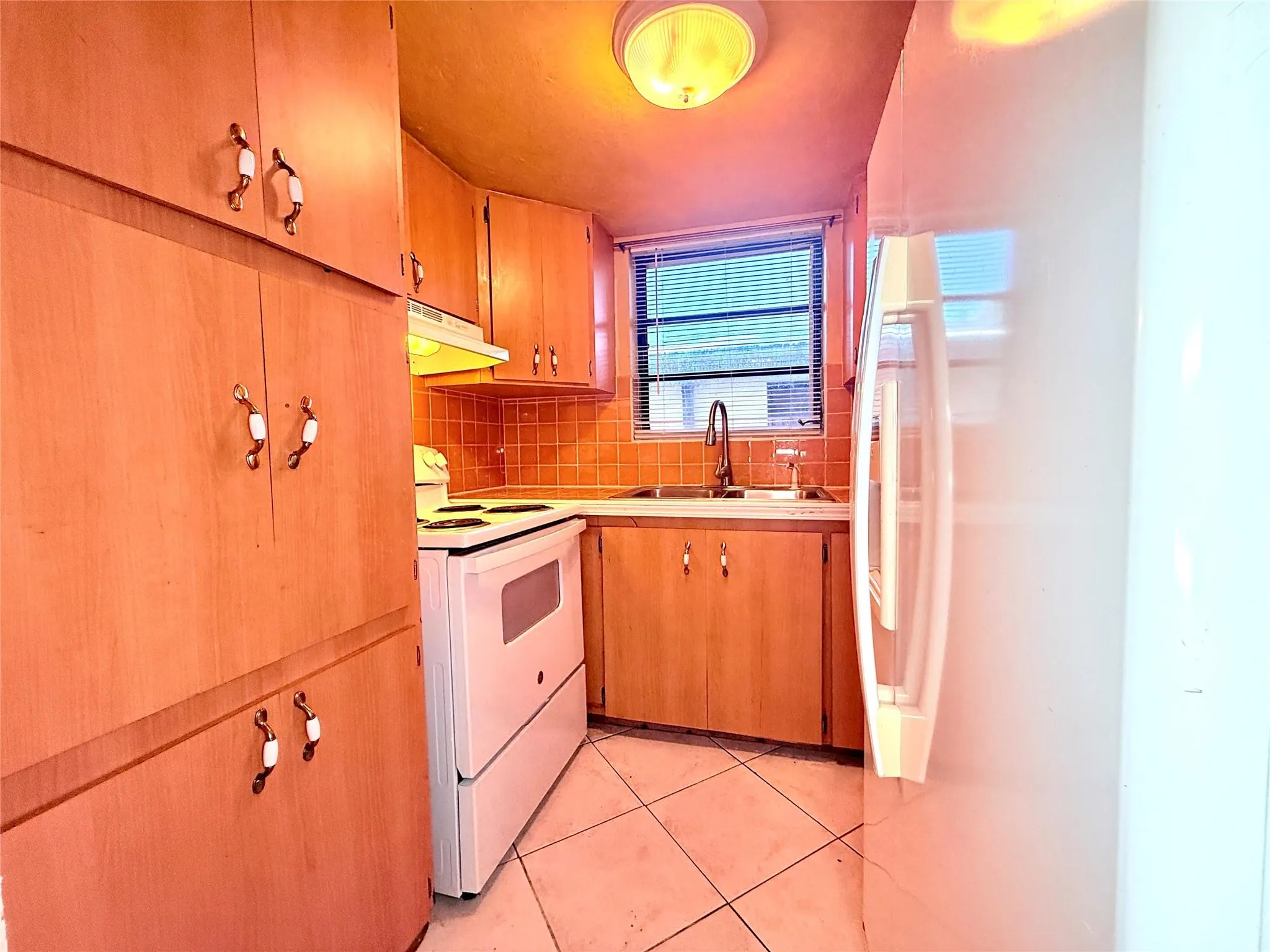 141 NW 27th Ter, #N