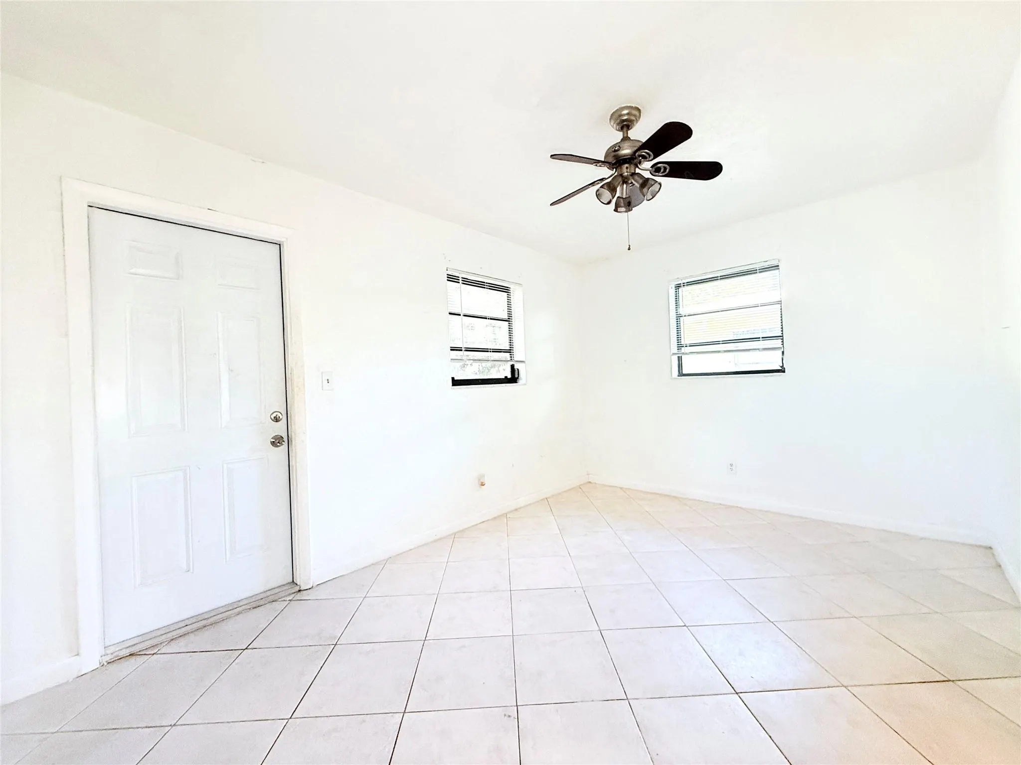 141 NW 27th Ter, #N