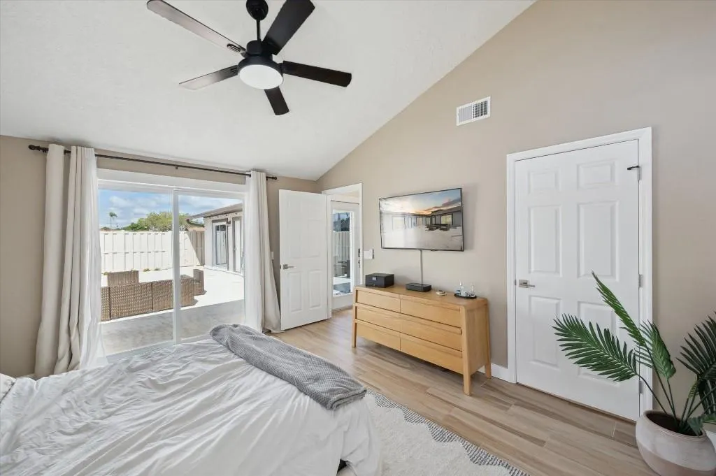 9867 Boca Gardens Trl