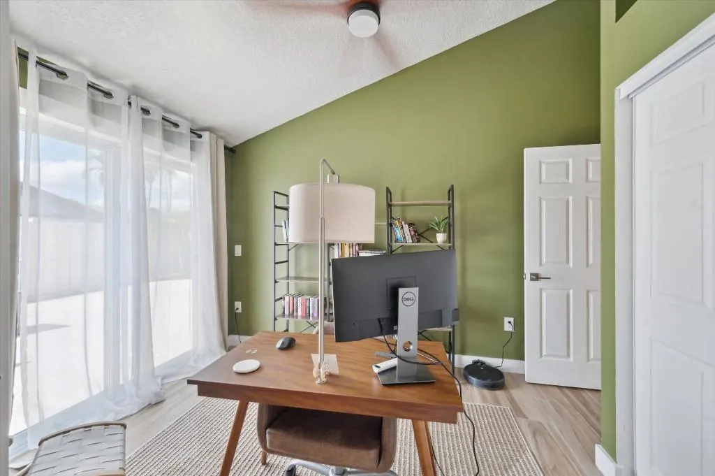 9867 Boca Gardens Trl