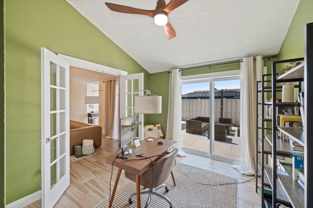 9867 Boca Gardens Trl