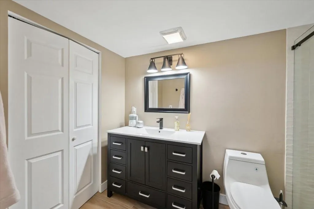 9867 Boca Gardens Trl