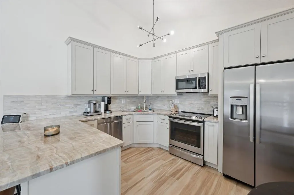 9867 Boca Gardens Trl