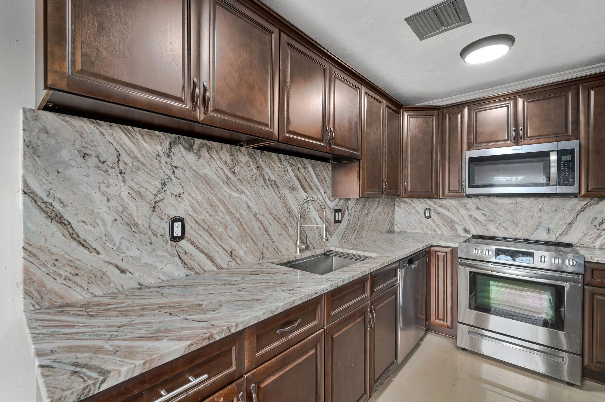 2601 Red Hibiscus Blvd, #102