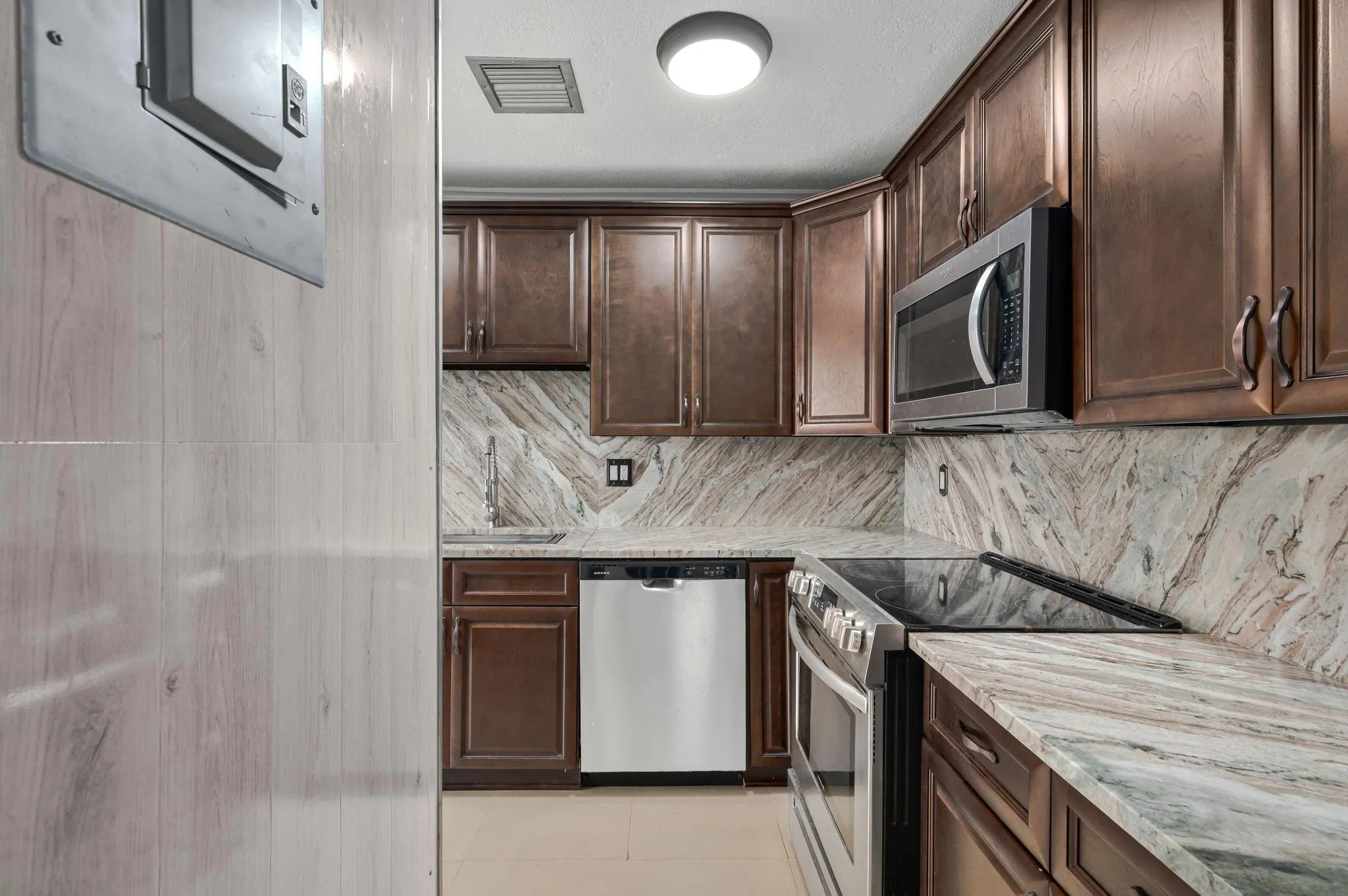 2601 Red Hibiscus Blvd, #102