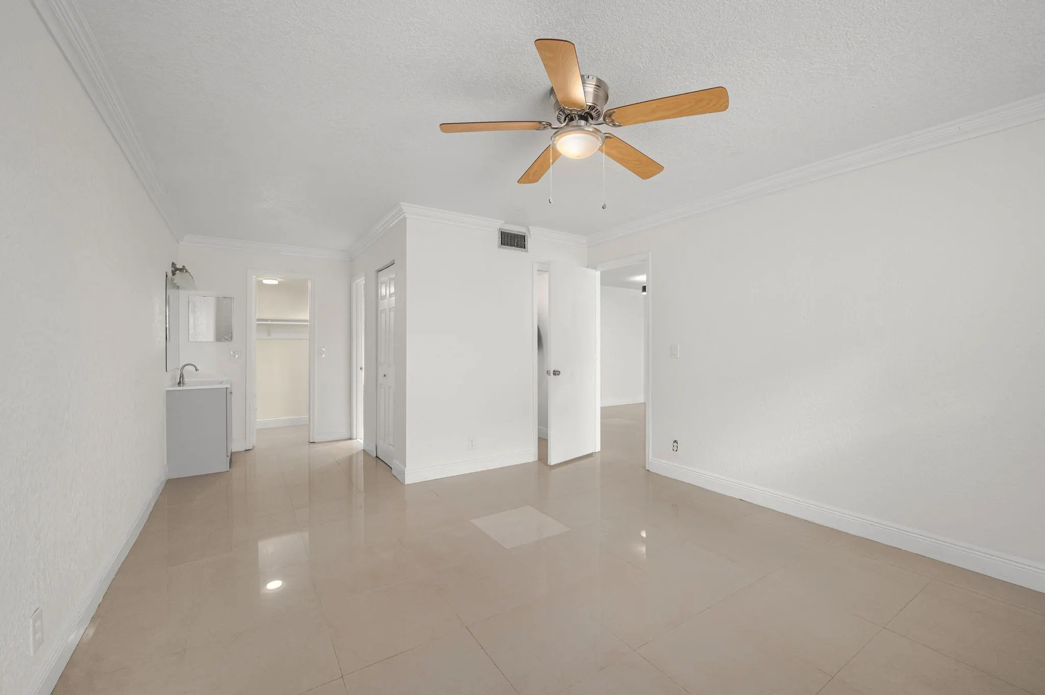 2601 Red Hibiscus Blvd, #102