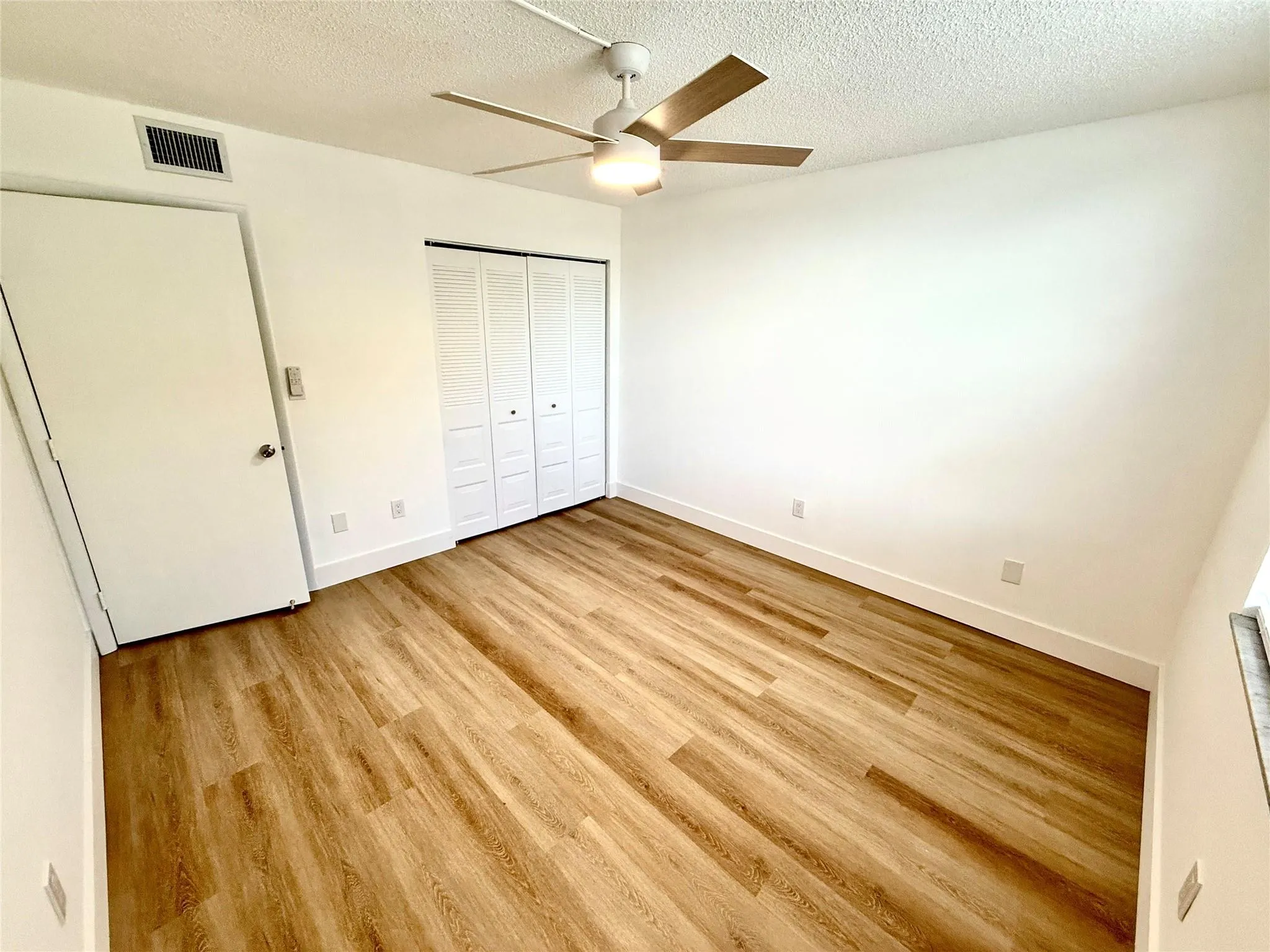 7301 NW 18th St, #206