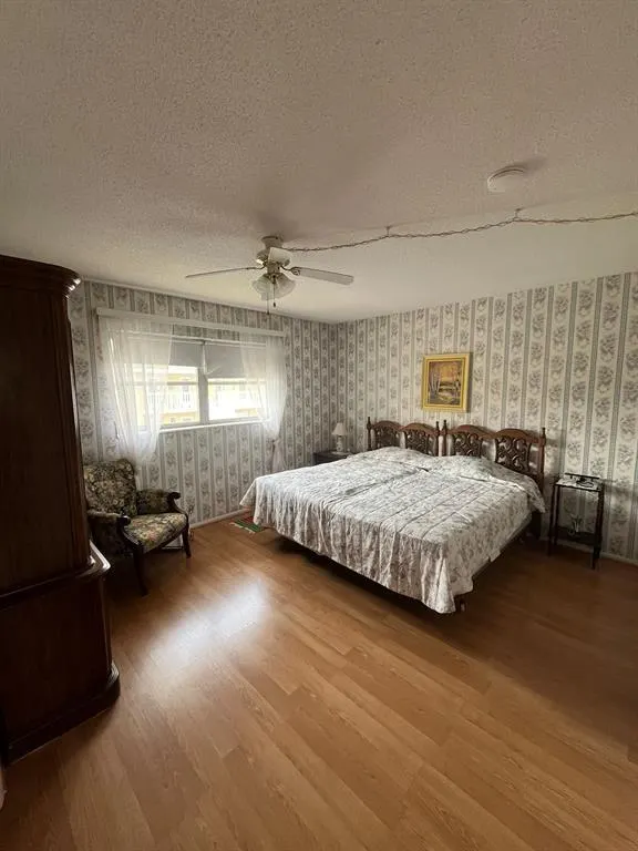2191 NE 1st Court, #202