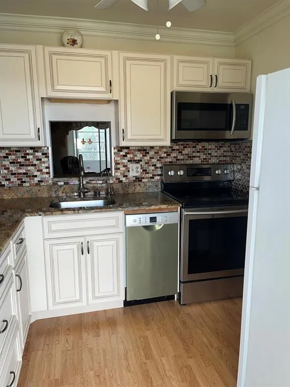 2191 NE 1st Court, #202