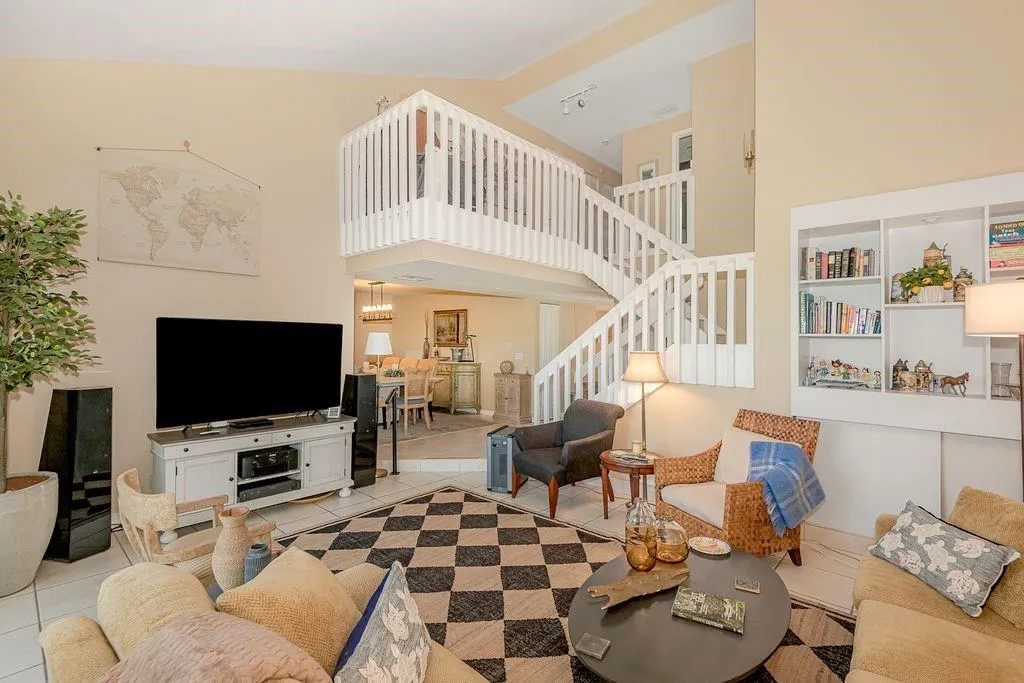 331 DEERCREEK WILDWOOD CI S Wildwood Circle, #331