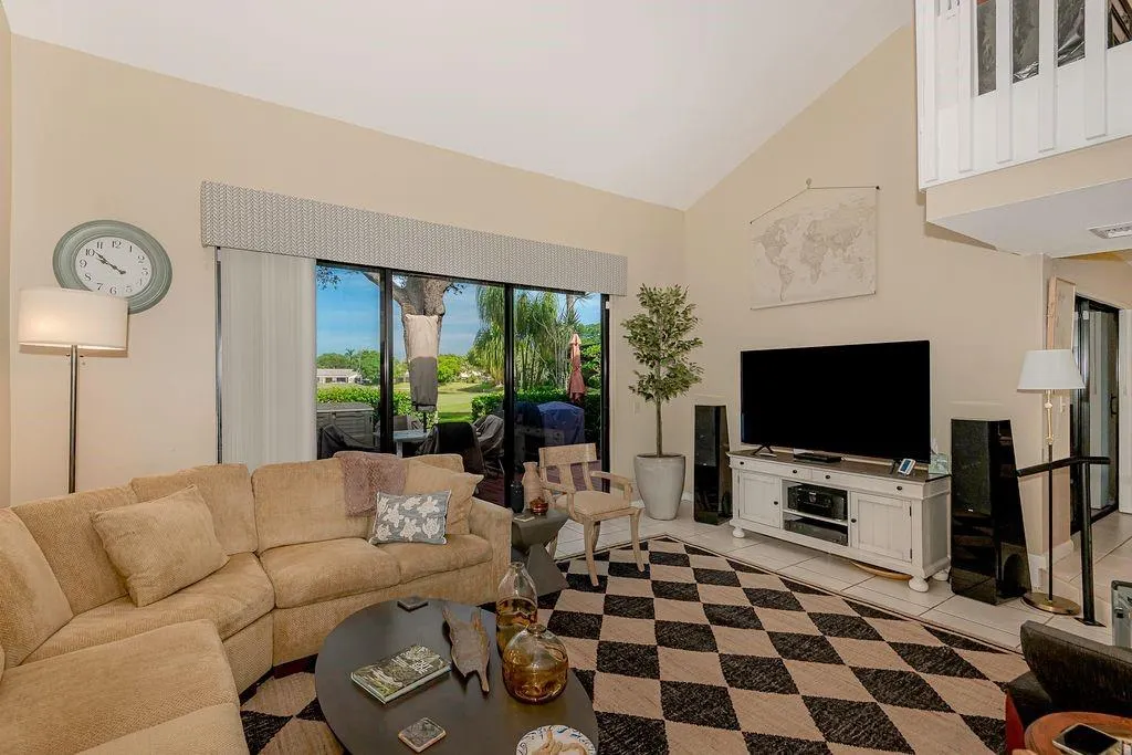 331 DEERCREEK WILDWOOD CI S Wildwood Circle, #331