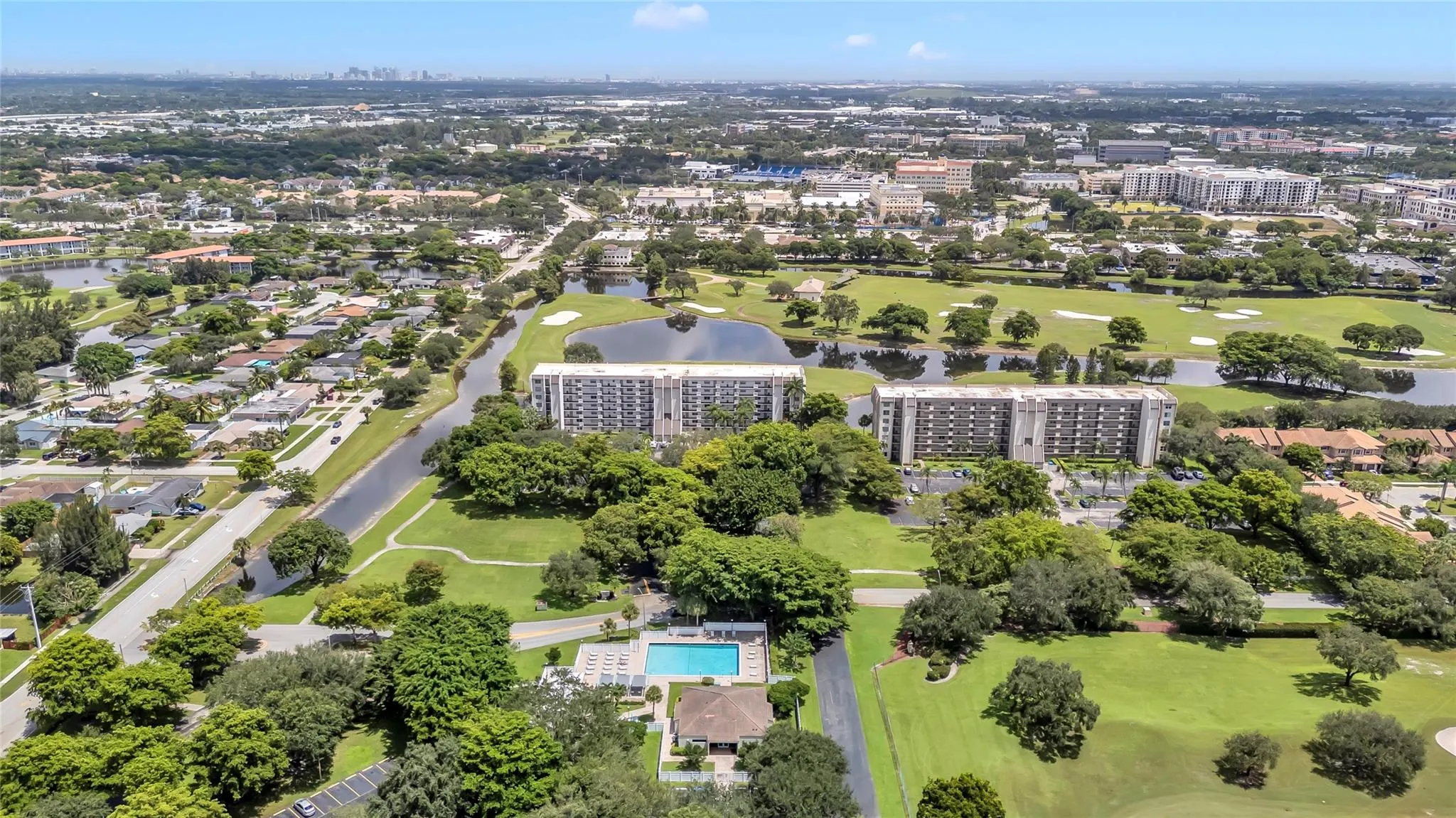 3100 W Rolling Hills Cir, #109