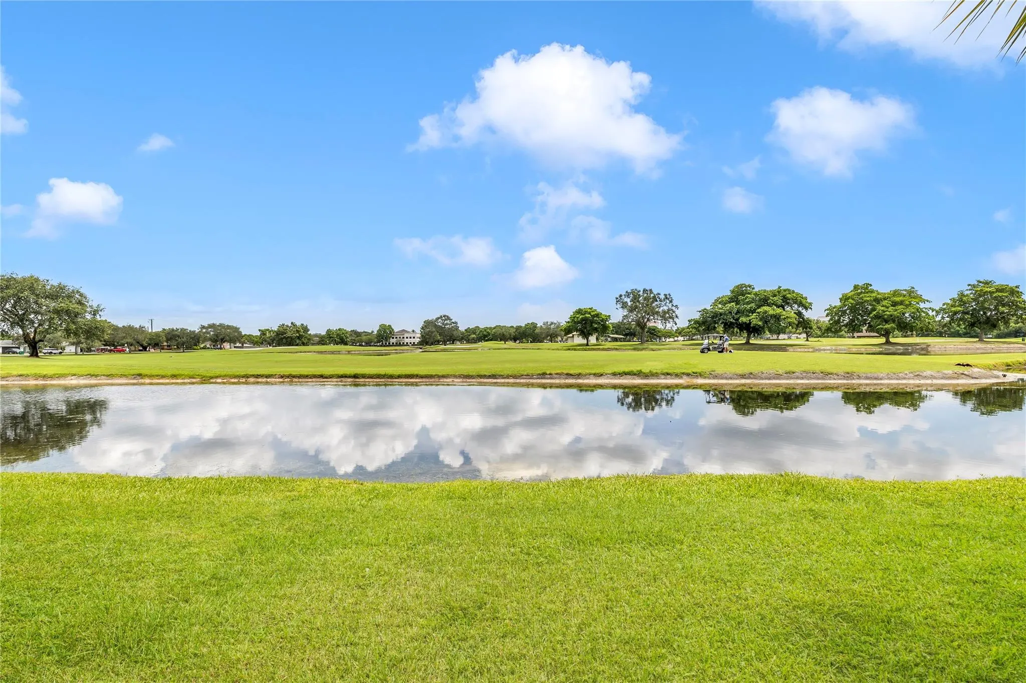 3100 W Rolling Hills Cir, #109