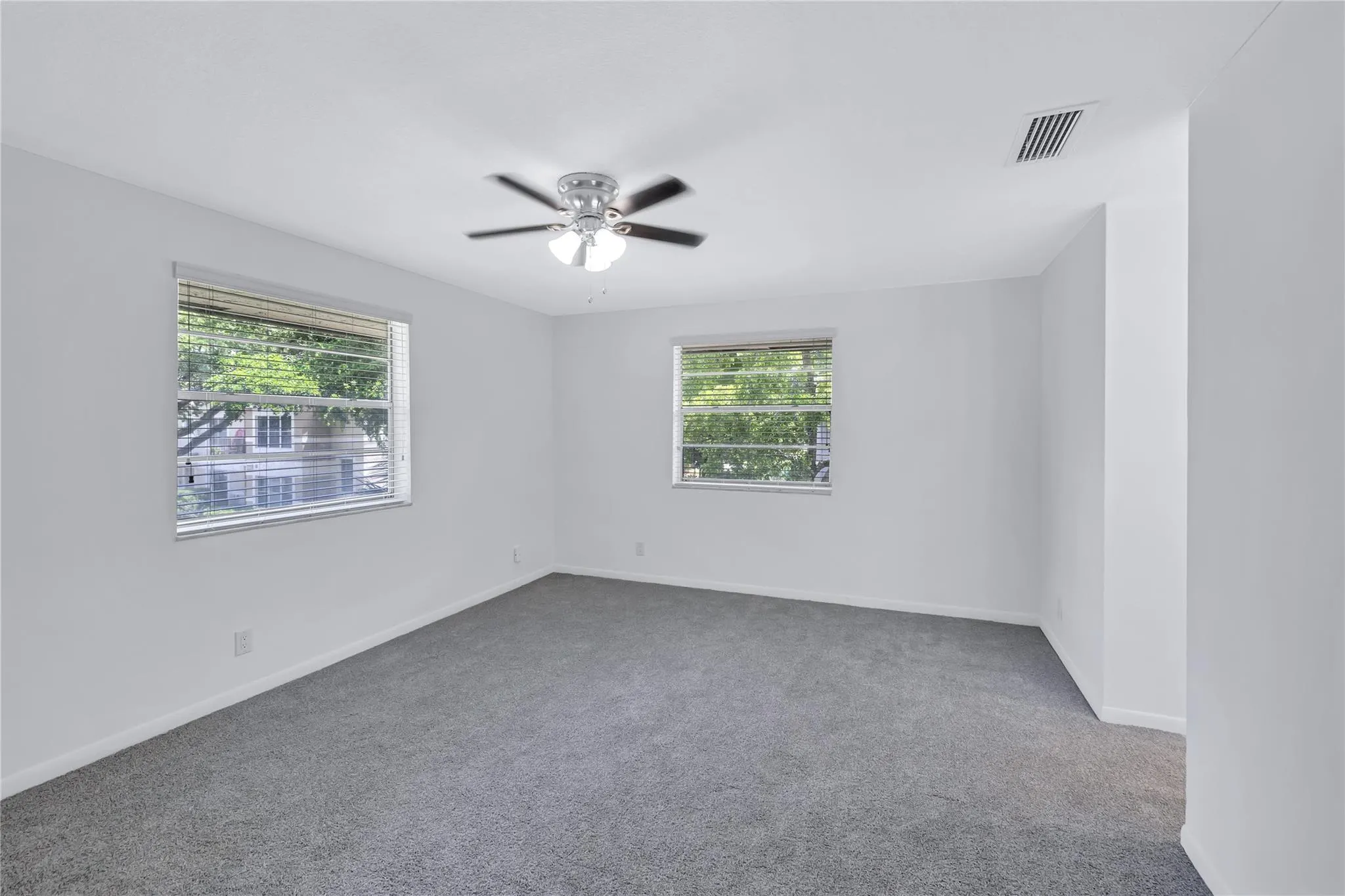 2830 Riverside Dr, #201-C