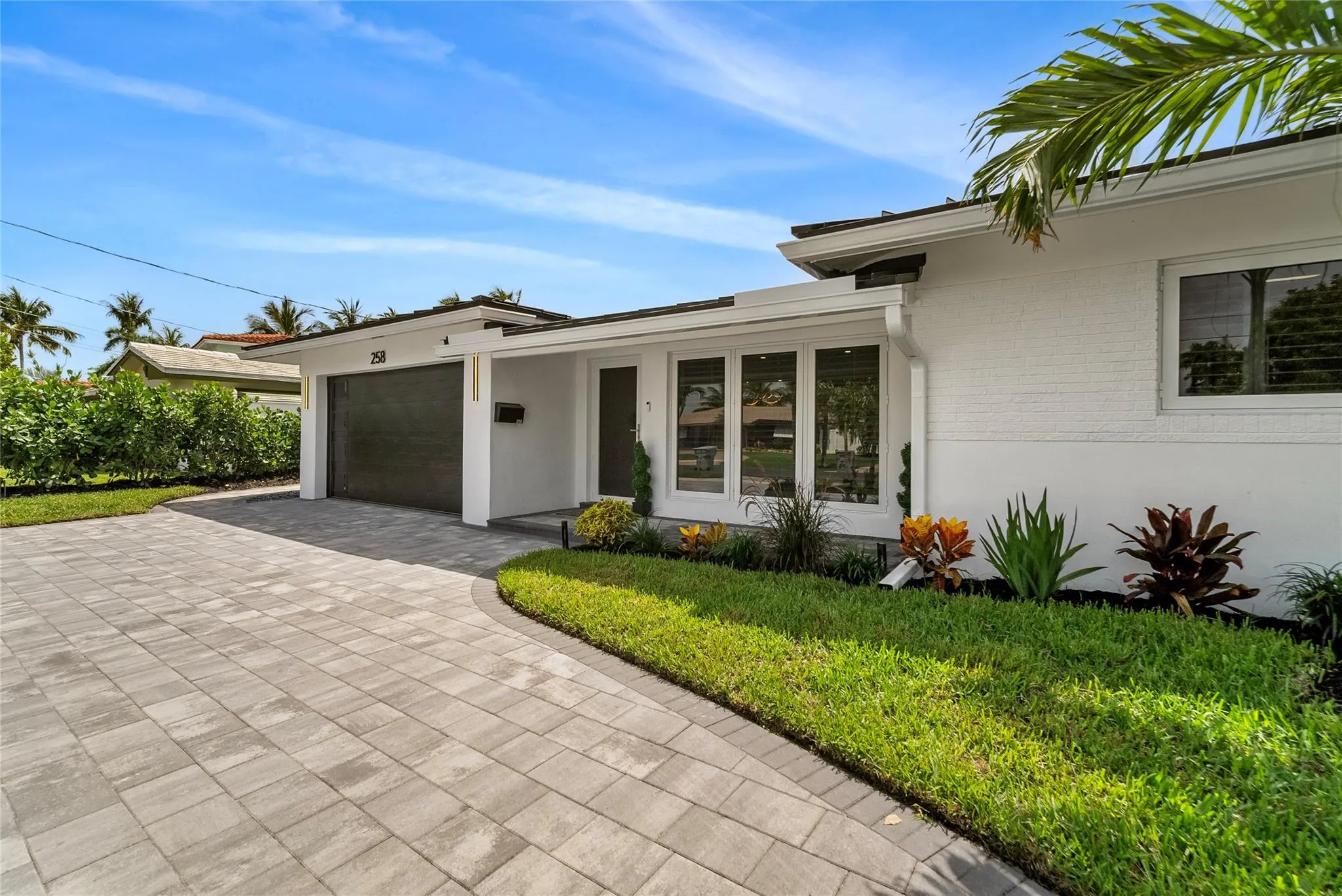 258 SE 3rd ter