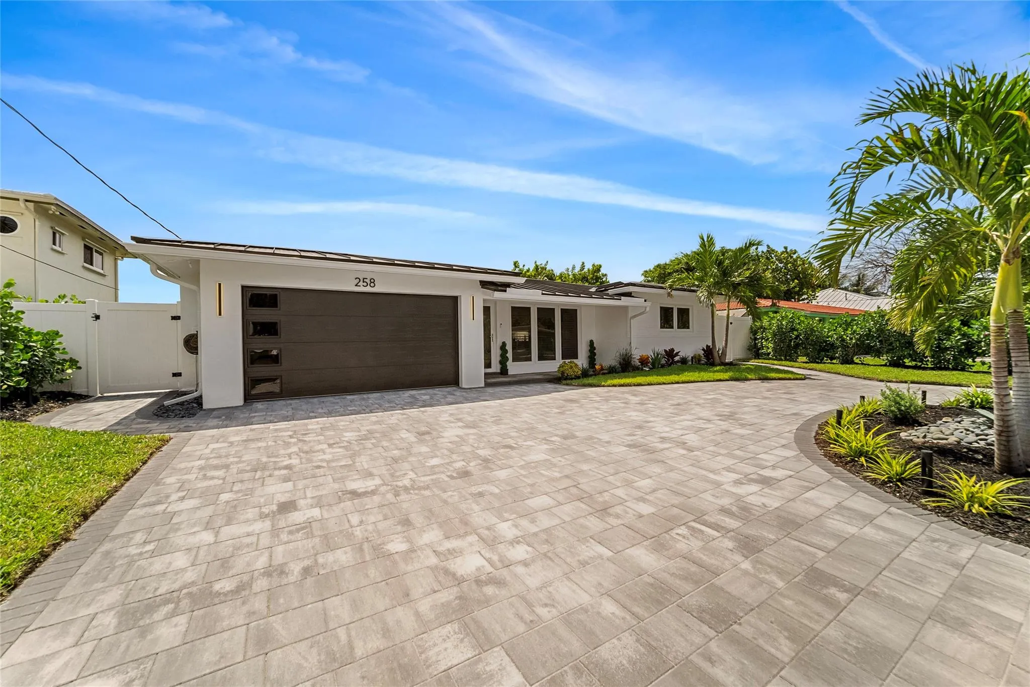 258 SE 3rd ter