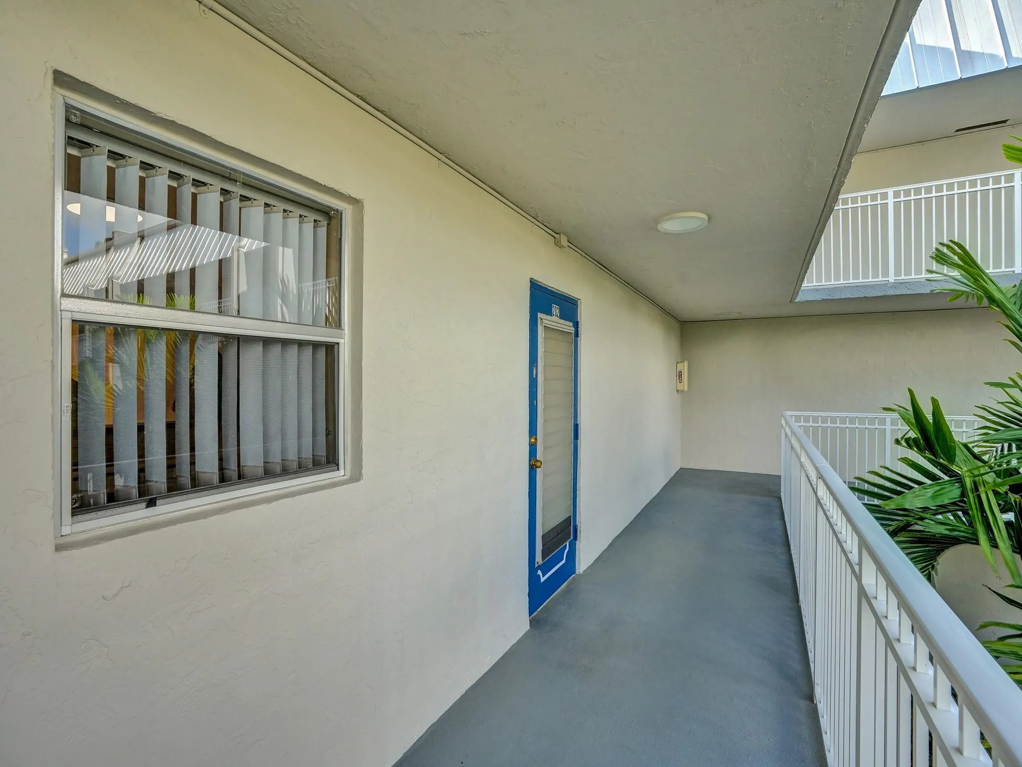 3000 Riverside Dr, #202