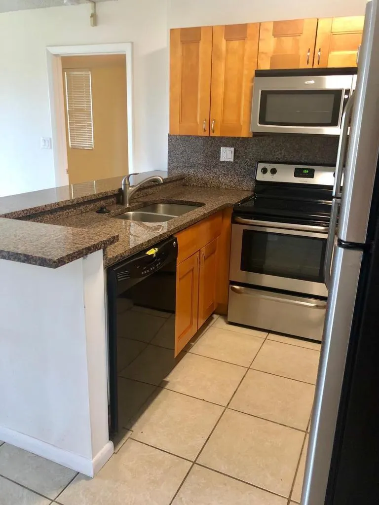 841 Lyons rd, #24-108