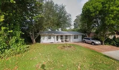 2831 NE 11th Ter