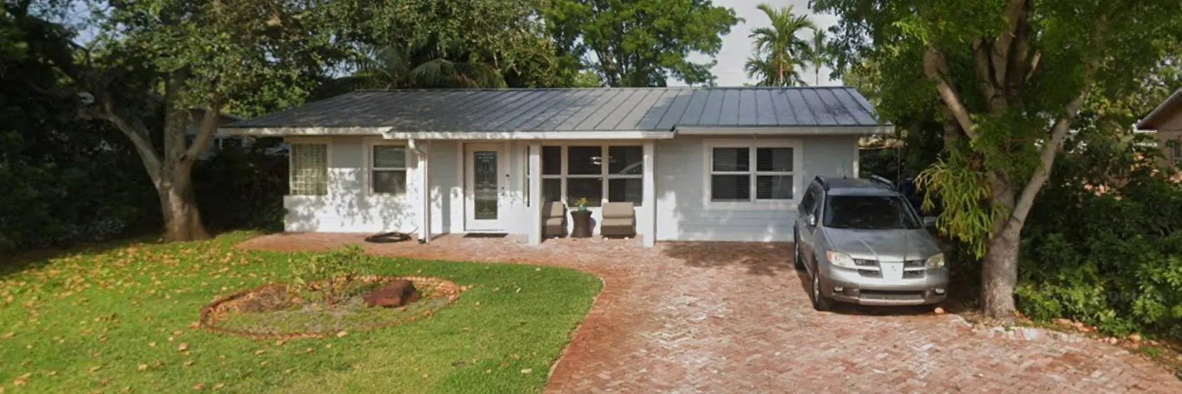2831 NE 11th Ter
