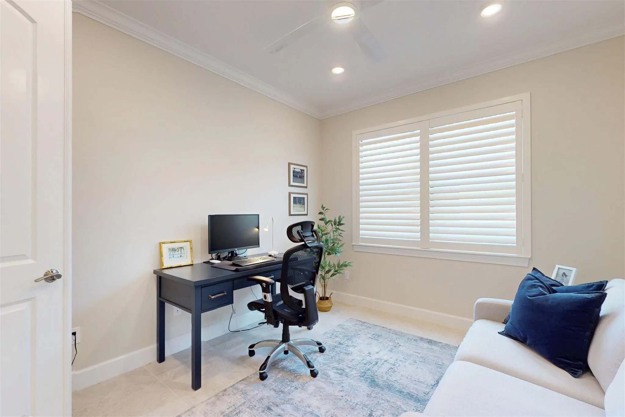 4231 E Basket Oak Cir