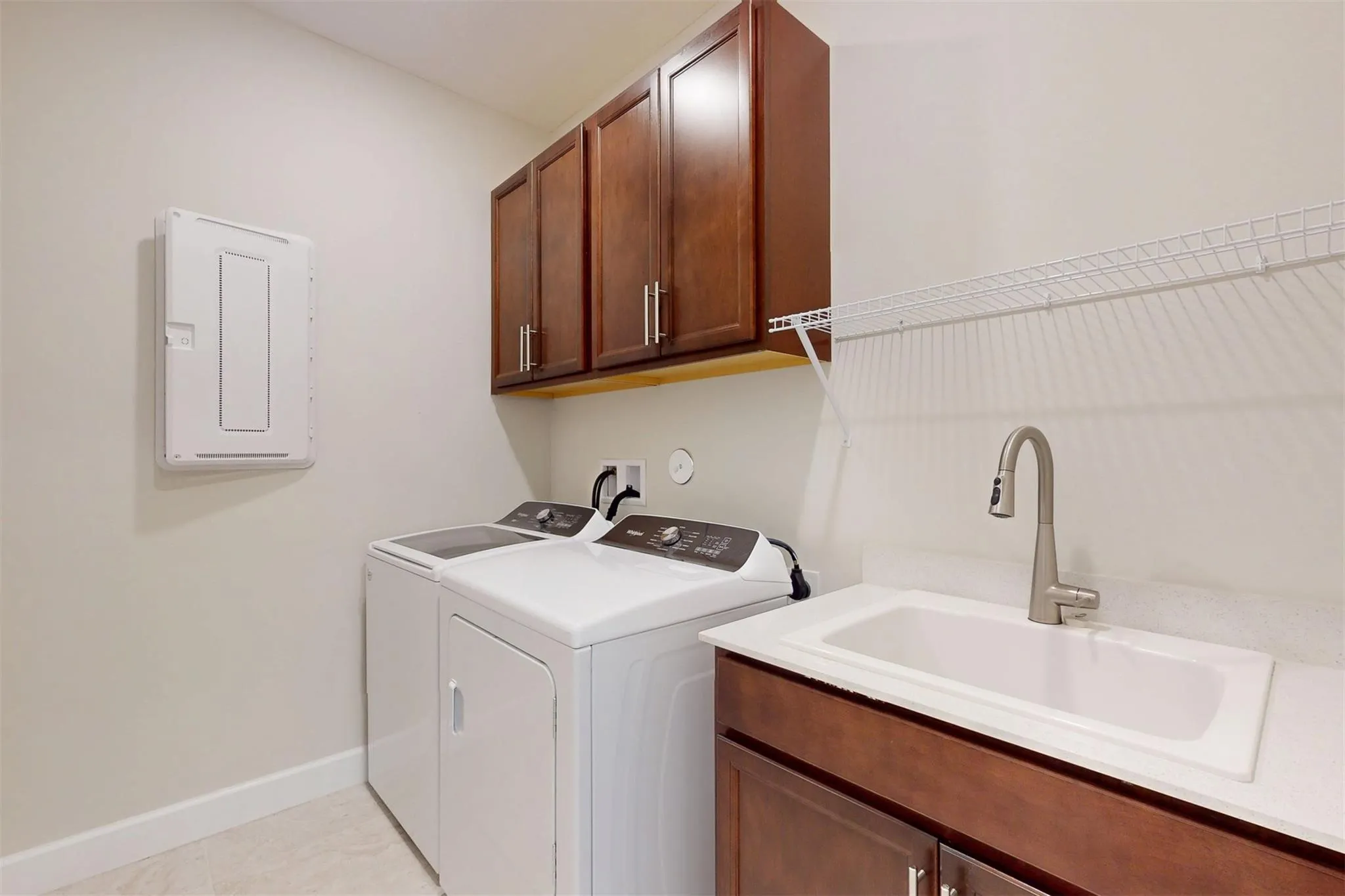 4231 E Basket Oak Cir
