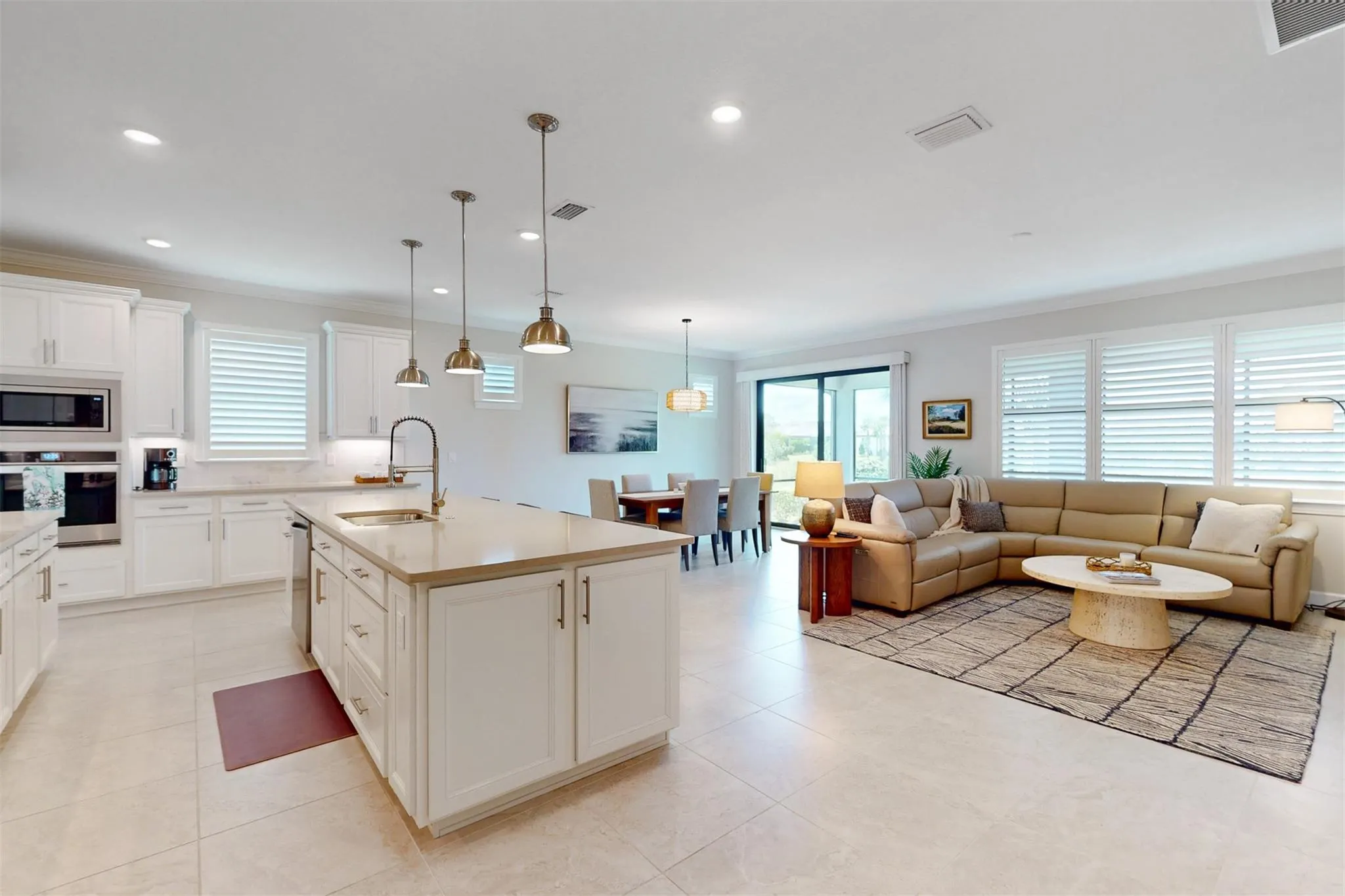 4231 E Basket Oak Cir