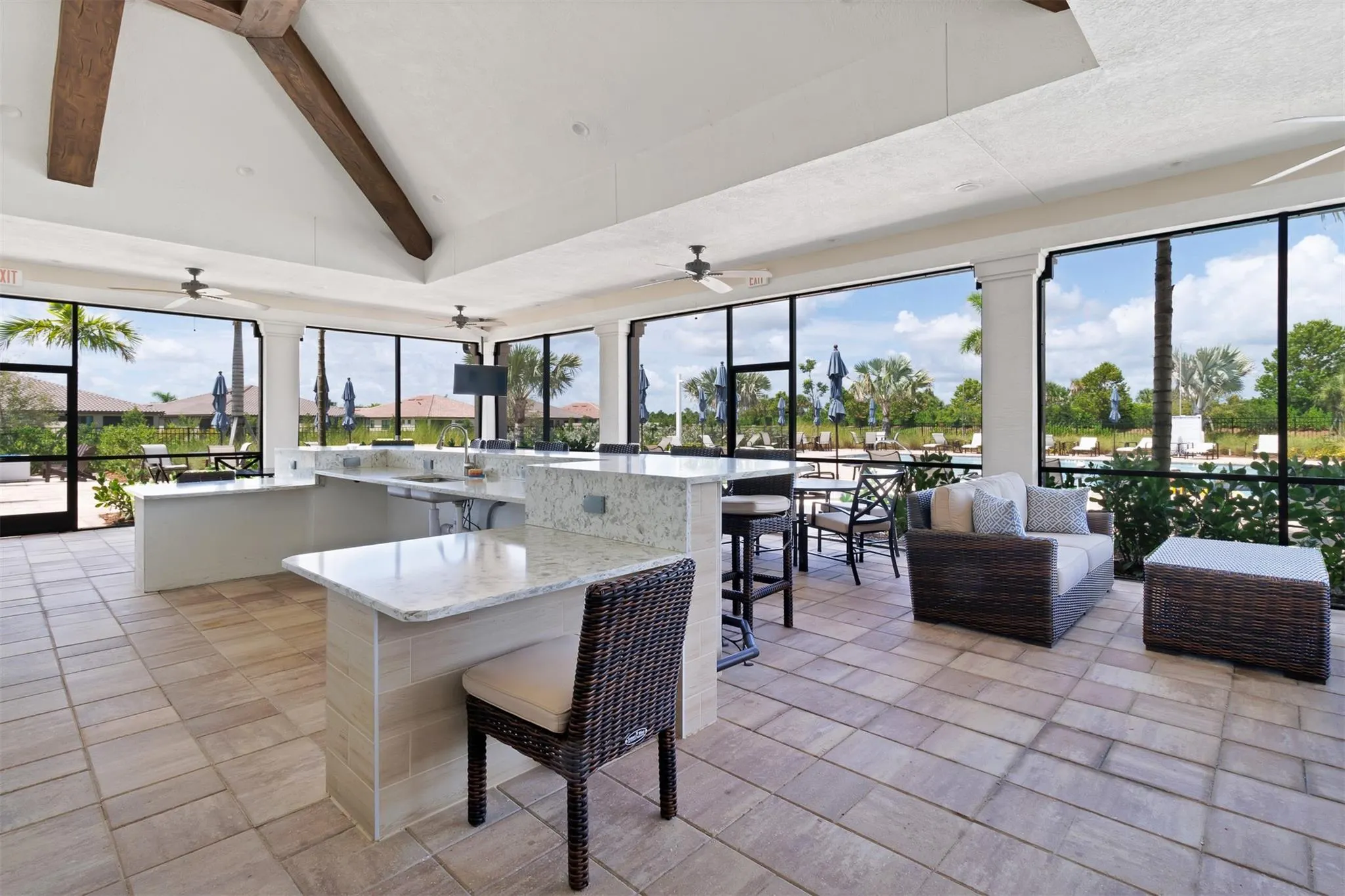 4231 E Basket Oak Cir