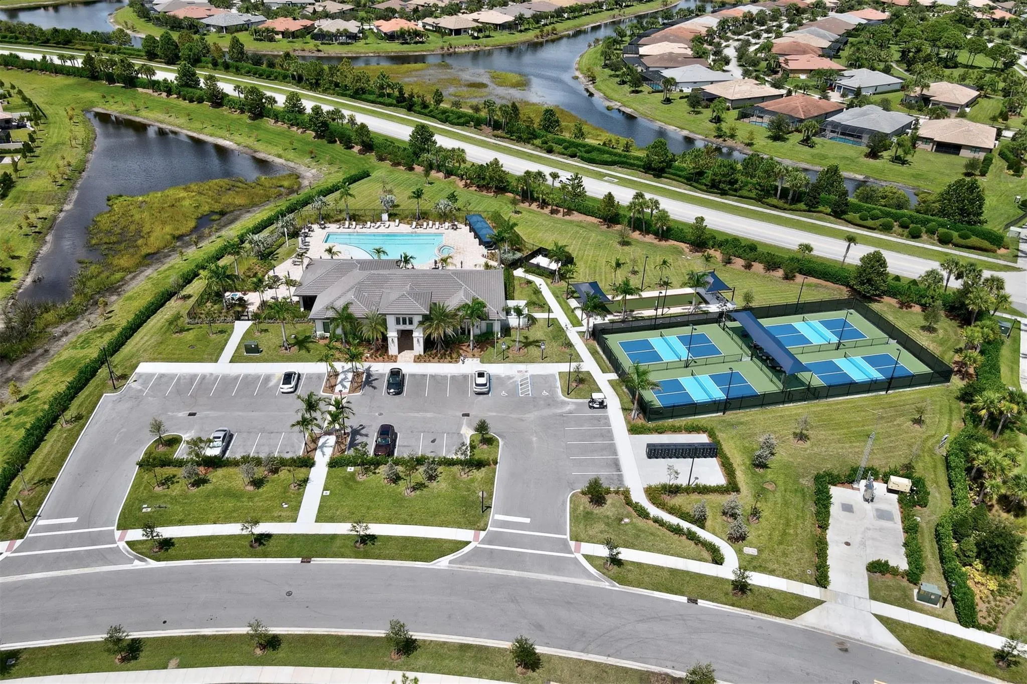 4231 E Basket Oak Cir
